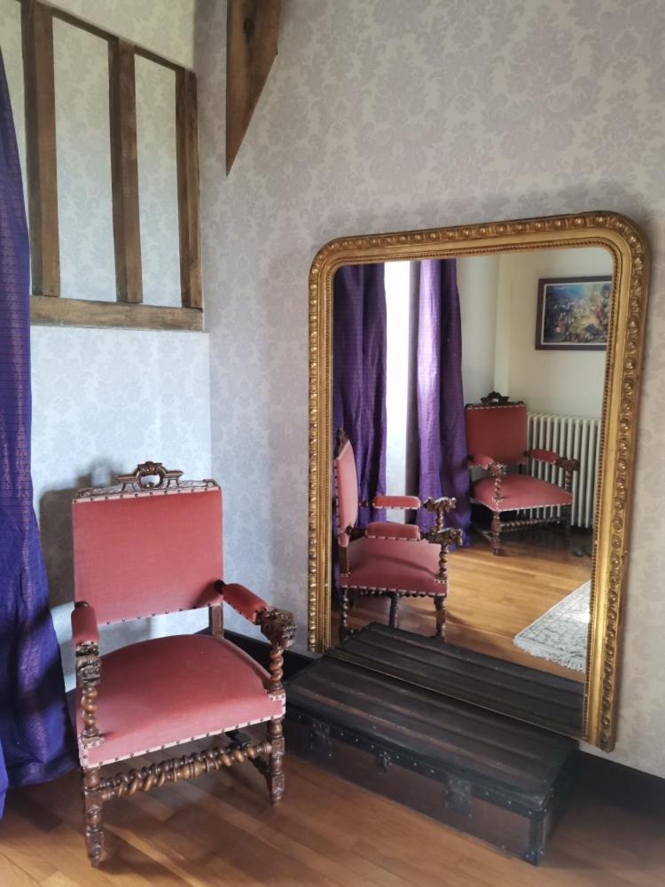 Chateau De Courseulles Rom bilde